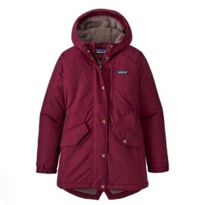 Patagonia girls’ insulated isthmus parka jacket.